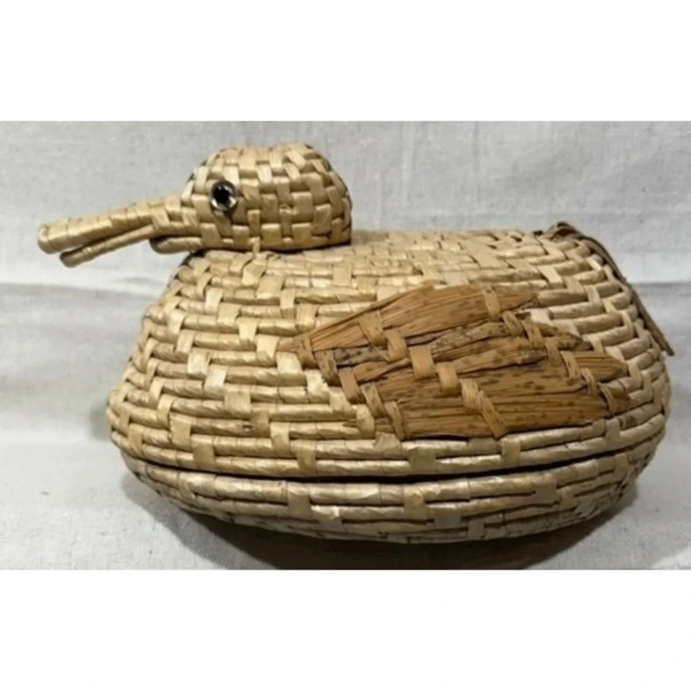 Vintage Woven Straw Duck Nesting Baskets Set of 2 Mallard Figurines with Lids